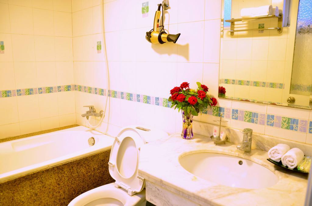 Mia House - Hanoi Center Екстериор снимка